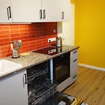 Big Flat With Fresh Renovation, Free Parking, Sonyps, Netflix Appartement Duisbourg