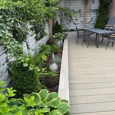 Big Flat With Fresh Renovation, Free Parking, Sonyps, Netflix Apartment