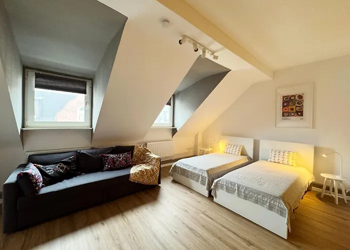 公寓 Big Flat With Fresh Renovation, Free Parking, Sonyps, Netflix 杜伊斯堡